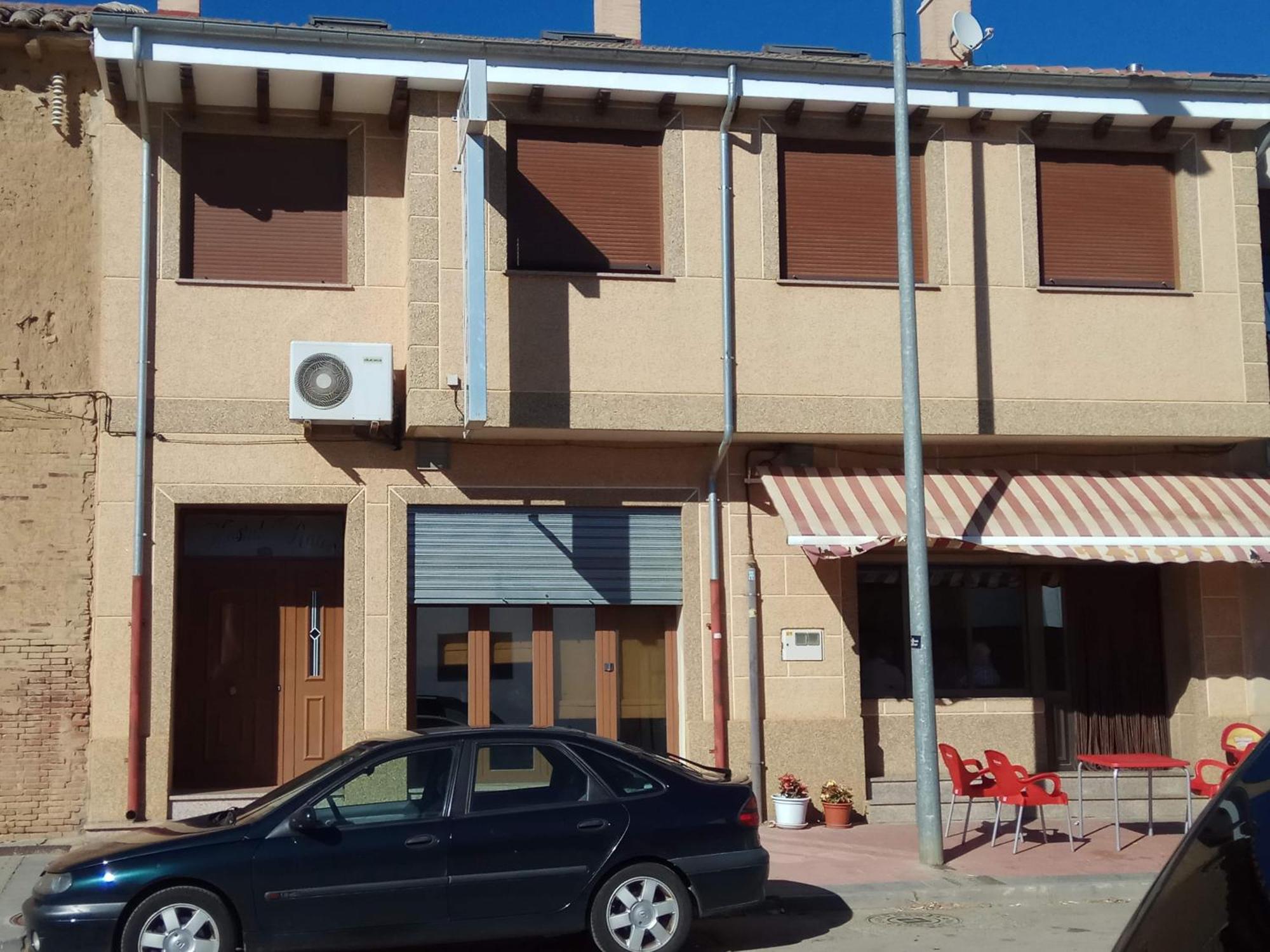 Hostal Restaurante Raton Paredes de Nava Dış mekan fotoğraf