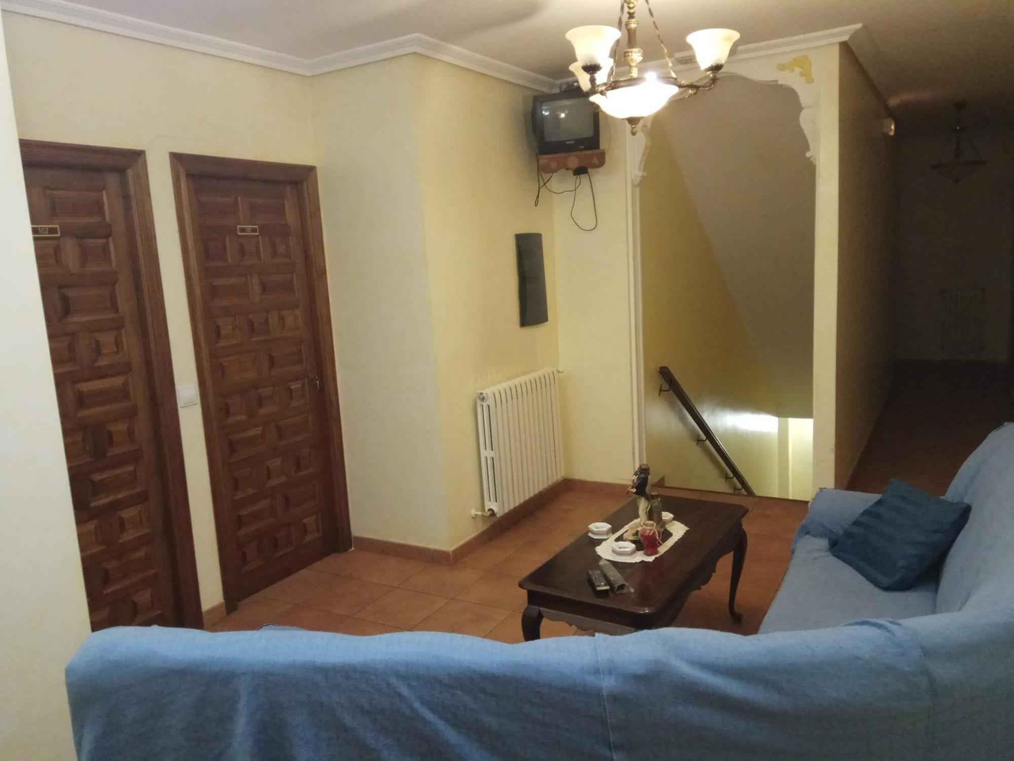 Hostal Restaurante Raton Paredes de Nava Dış mekan fotoğraf